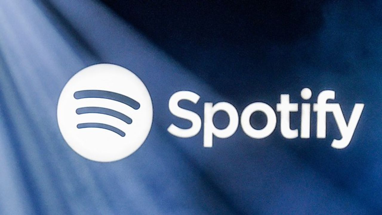 Herkes Spotify Listesini Paylaşıyor Ama O 1500 kişi İşten Atıyor