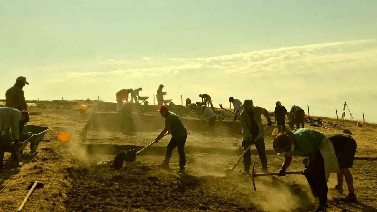 BŞEÜ'nin Tavşanlı Höyük Kazısı 95 puanla 'Model Proje' listesinde