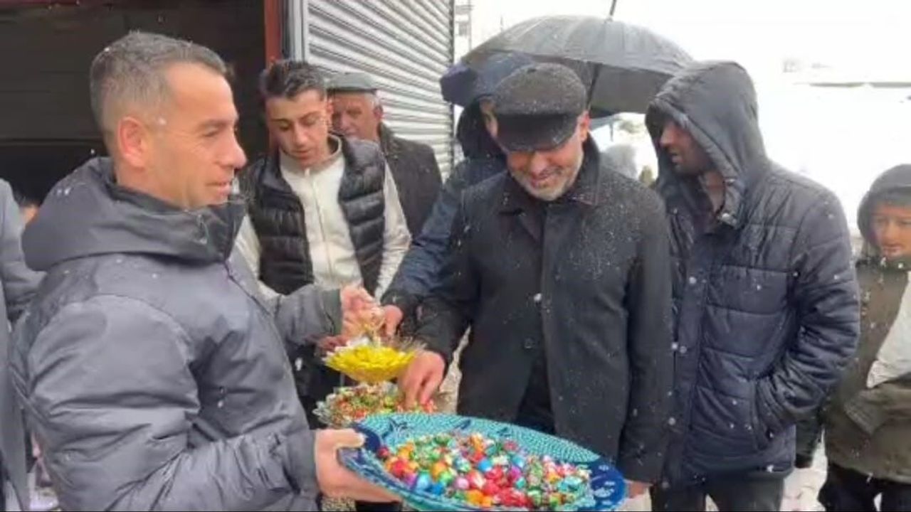 Bitlis'te Geleneksel Bayram Kutlamaları Devam Ediyor