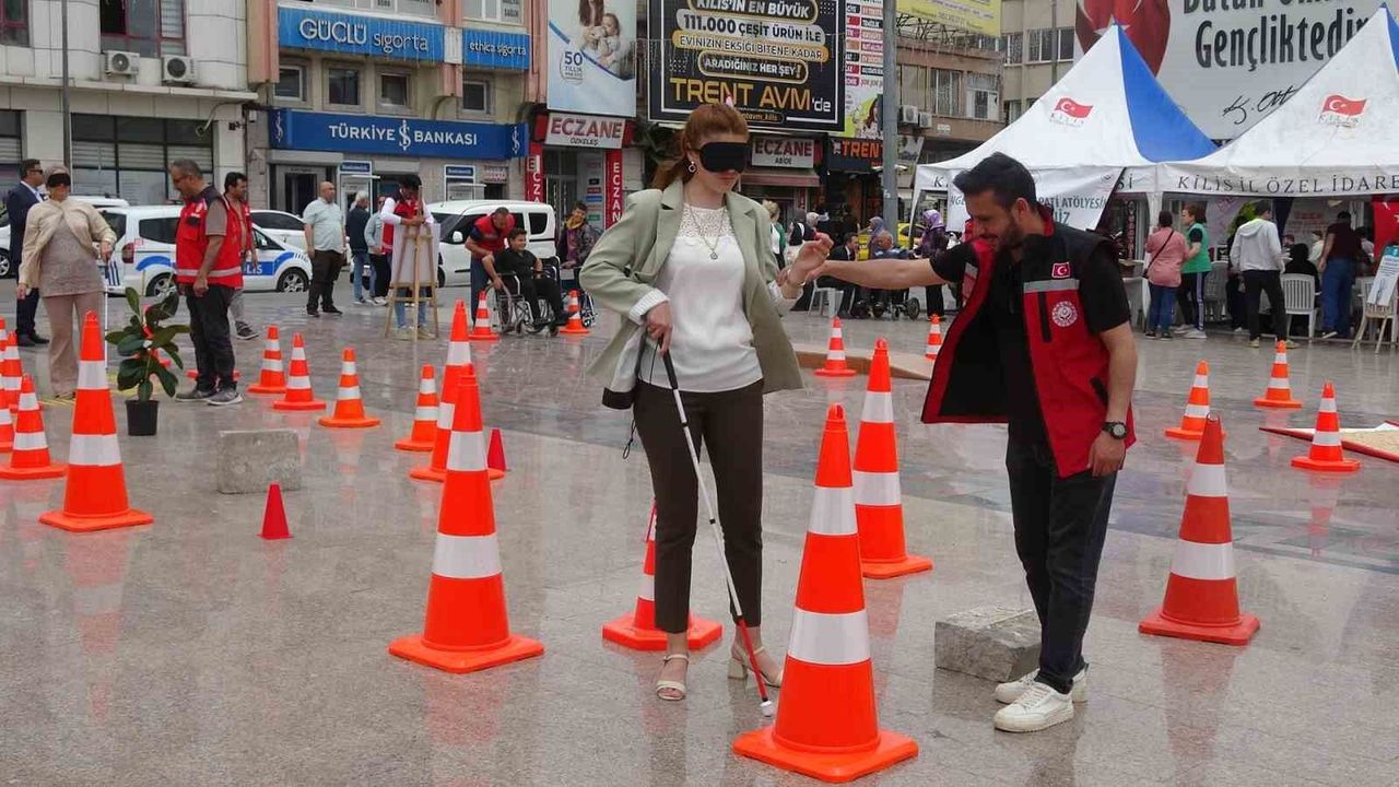 Kilis'te Engel Tanımayan Empati Atölyesi Gerçekleştirildi