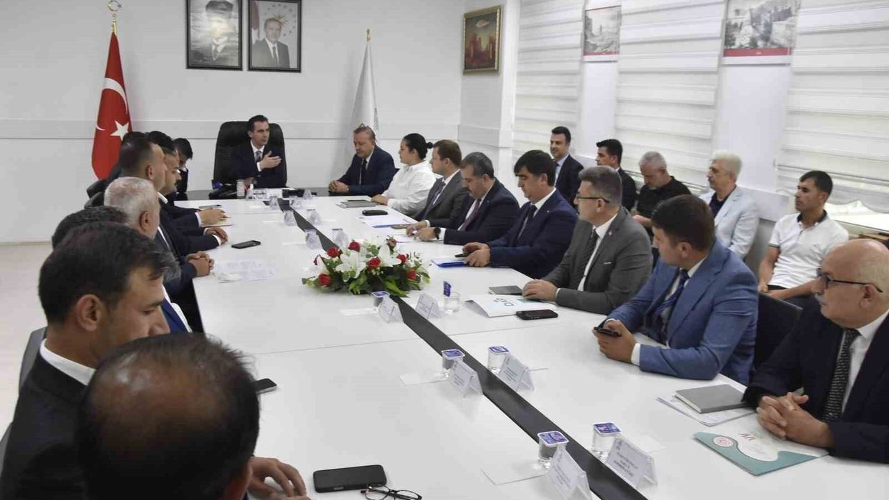 Bitlis'te DAKA ve DAP Projeleri Üzerine Toplantı Düzenlendi