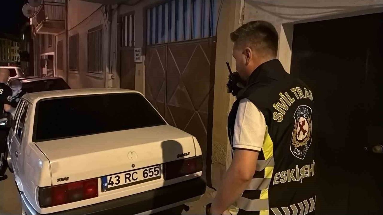 Drift yaparken polisten kaçan ehliyetsiz sürücüye 690 bin TL ceza
