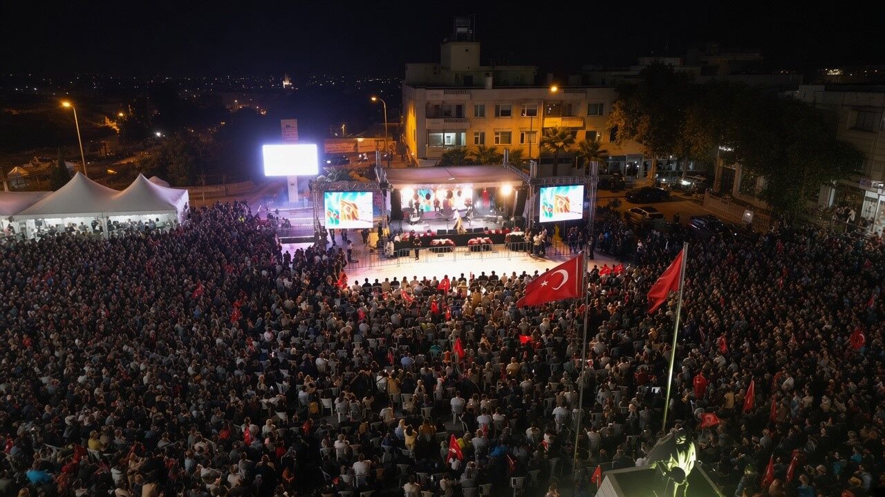 Kilis'te 30 Ağustos'ta Türkiye-Azerbaycan kardeşliği sahneye yansıdı