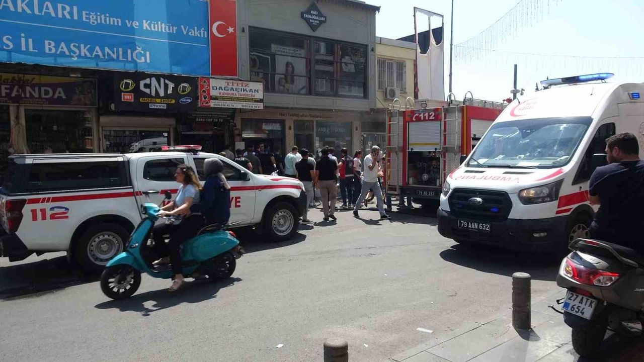 Kilis'te tatlıcıda çıkan yangın korkuttu
