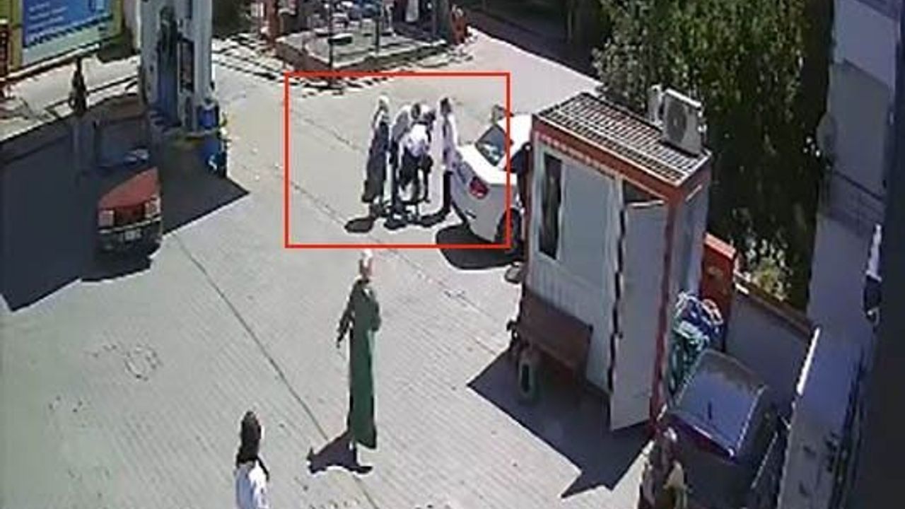 Çocuk, nefes borusuna şeker kaçınca polisten yardım aldı