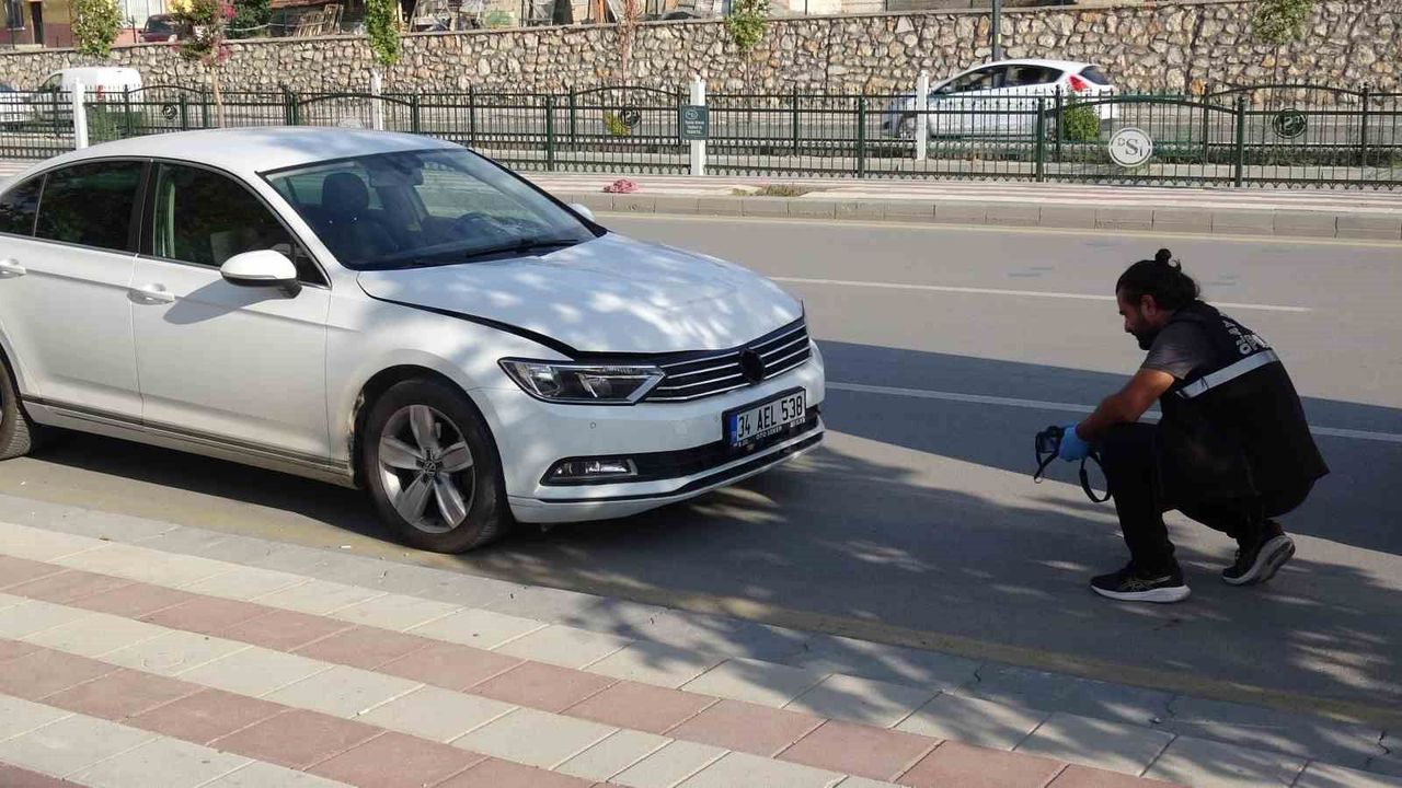 Malatya'da araba çarpması: Yaşlı adamın kalbi durdu