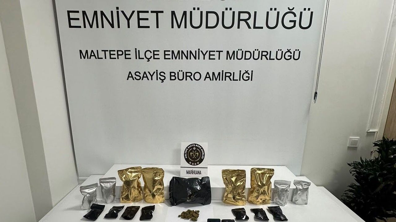 Maltepe’de zula araç operasyonu: 770 gram uyuşturucu ve nakit para ele geçirildi