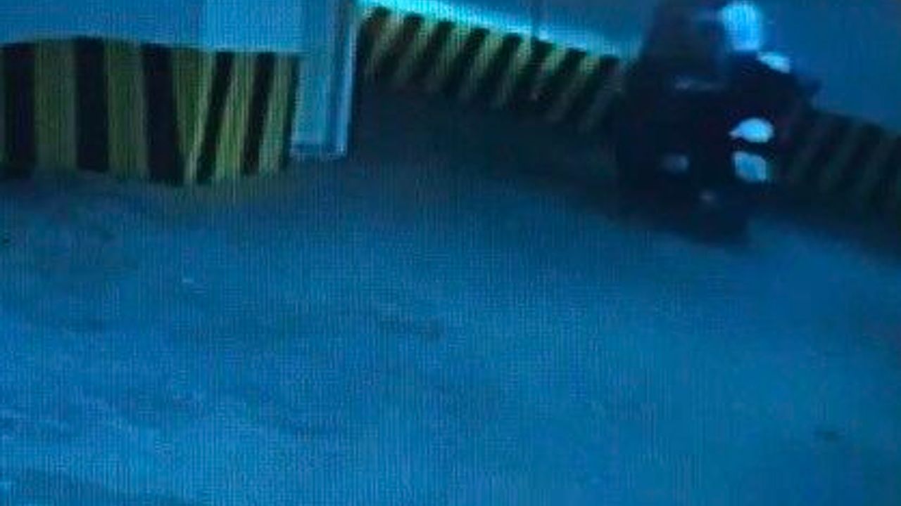 Polisten kaçtıları motosikleti otoparka park ettiler; 400 bin TL cezadan kaçamadılar
