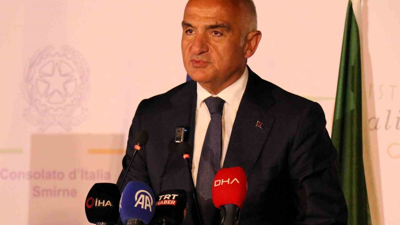 Bakan Ersoy ve İtalya Kültür Bakanı Hierapolis'te Geleceğe Dikkat Çekti