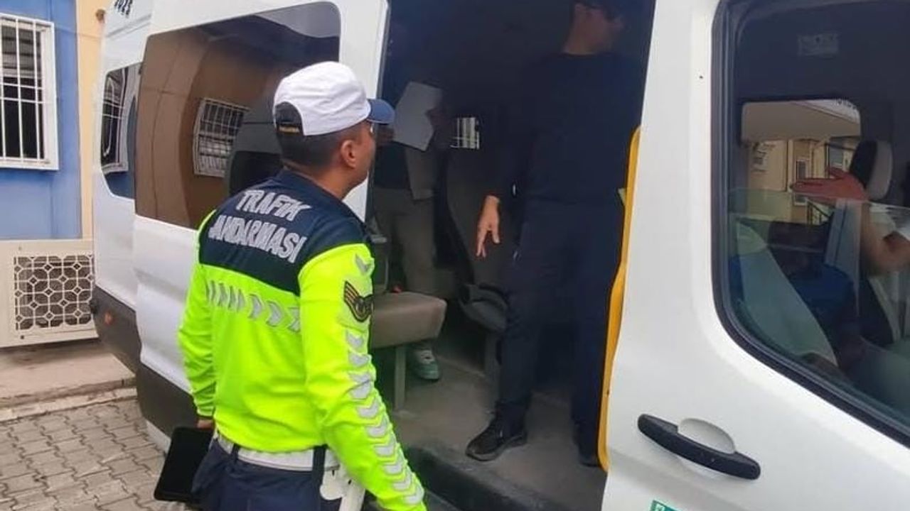 Kilis'te Jandarma Ekipleri Okul Çevrelerinde Güvenlik Denetimi