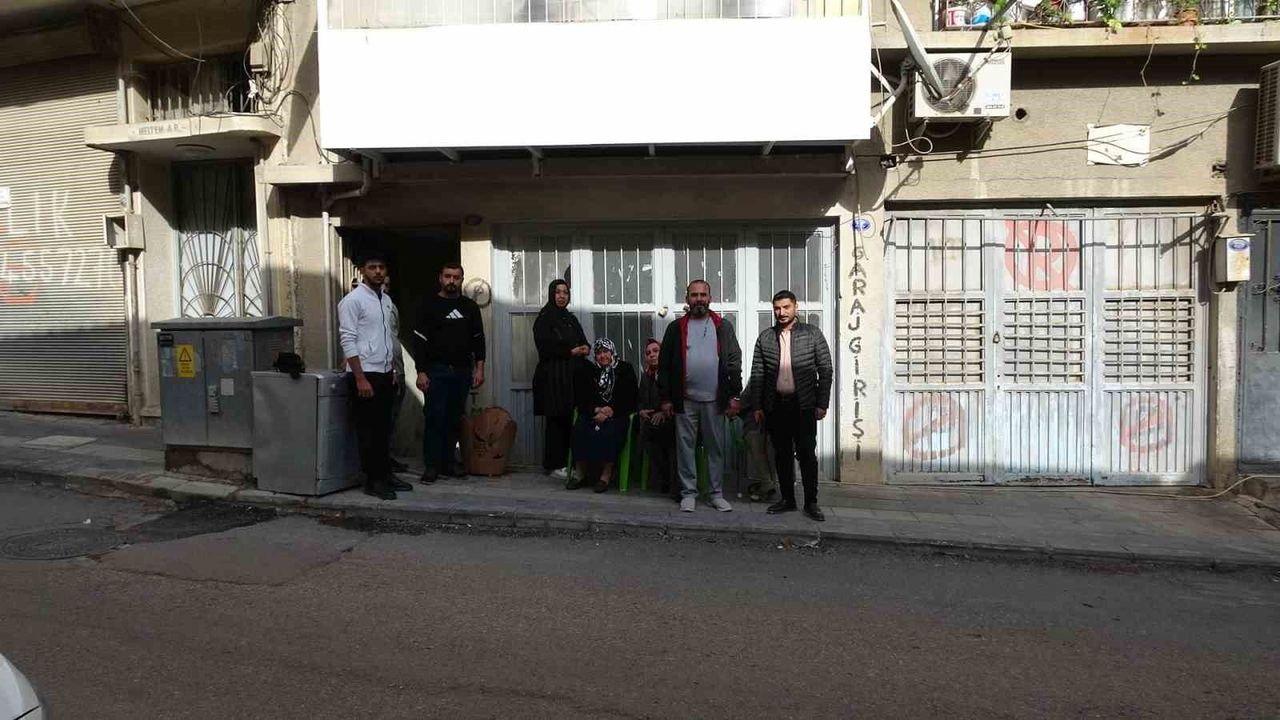 Kilis'teki apartmanda su birikmesi, sakinleri endişelendiriyor