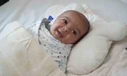 Kafasındaki nadir tümör alındı, hayata tekrar gülümsedi