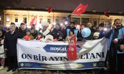 Minik ellerde fenerler, yüreklerde Ramazan sevinci