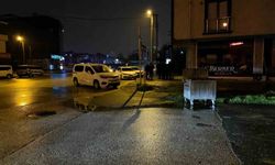 14 Yaşındaki Çocuk, Otobüs Durağında Silahlı Saldırıya Uğrayarak Bulundu