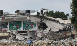 30 Yıllık Spor Salonu Yıkım Sürecine Girdi