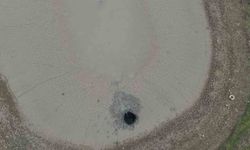 46 yıl sonra tekrar gün yüzüne çıktı: Gölet çöktü, su yer altından farklı bir yerden çıktı