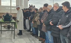 Esenyurt'ta Estetik Faciası: 42 Yaşındaki Sibel Yiyin Gözyaşlarıyla Uğurlandı