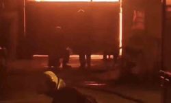 Adana'daki Mobilya Atölyesinde Yangın Meydana Geldi