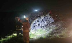 Mardin'de tır devrildi: 1 yaralı