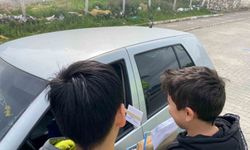 Öğrencilerden sürücülere hem sınav hem ikram