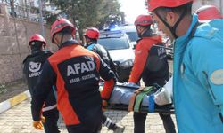 Şırnak'ta deprem tatbikatı gerçeğini aratmadı