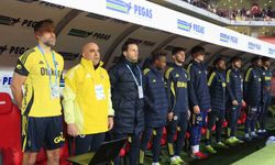 Trendyol Süper Lig: Antalyaspor: 0 - Fenerbahçe: 0 (Maç devam ediyor)