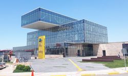 AK Parti Denizli İl Başkanı Subaşıoğlu: 'Yaptık, şimdi siz de yapın. Pamukkale gençlerini kütüphanesiz bırakmayın'