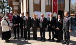 AK Parti Genel Başkan Yardımcısı Yayman: 'İstiklal Marşı, 105 yıl önce yazılan bir marştan çok daha fazlasıdır, milletimizin ruh kökünü temsil etmektedir'