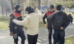 Aksaray'da asayiş ekipleri park ve okul bölgelerinde denetimlerini sürdürüyor.