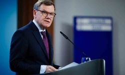 Almanya Dışişleri Bakanı Wadephul: 'İran'da düzenli bir rejim değişikliği mümkün değil'