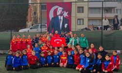 Alper Boğuşlu, Bilecik Kolej Spor Kulübü'nü ziyaret etti