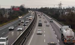 Anadolu Otoyolu'nda bayram sonu trafik yoğunluğu