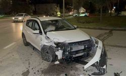 Aynı noktada 9 yıl aradan sonra bir kaza daha: 2 yaralı