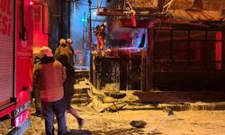 Bahçelievler'de hurda deposunda yangın çıktı