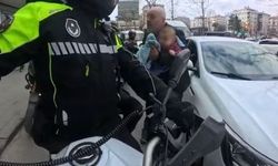 Bahçelievler'de Motorlu Zabıta Ekibi, Yaralı 3 Aylık Bebeğe Yardım Eli Uzattı