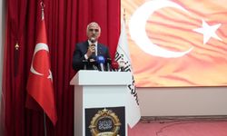 Bakan Ersoy: 'İstiklal Marşı, özgürlüğün simgesidir'