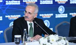 Bakan Uraloğlu: 'Hürmüz Boğazı'nda 800 gemi bulunduğunu belirtmek istiyorum'