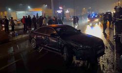 Bartın'da 4 Araçla Zincirleme Trafik Kazası: 2 Yaralı