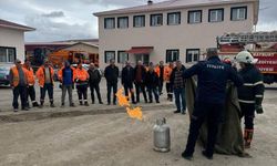 Bayburt'ta Karayolları Çalışanlarına Yangın Güvenliği Eğitimi Verildi