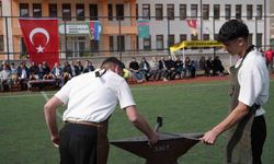 Bayburt'ta Nevruz Bayramı Coşkusu: Ateş Yakıldı ve Demir Dövüldü