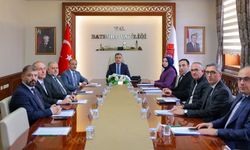 Bayburt'ta Sahipsiz Hayvanların Korunmasına Yönelik Çalışmalar Gözden Geçirildi