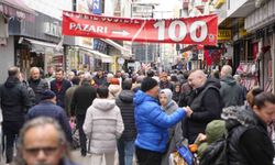 Bayram Öncesi Çarşı ve Pazar Canlandı