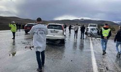 Bayram tatilinin ardından meydana gelen trafik kazası: 1 kişi yaşamını yitirdi, 5 kişi yaralandı