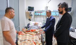 Bayramda Hastane Ziyareti: Vatandaşlar Unutulmadı