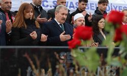 BBP Genel Başkanı Muhsin Yazıcıoğlu ve Diğer Hayatını Kaybedenler Anıldı