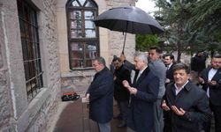 BBP Lideri Destici, Muhsin Yazıcıoğlu'nun Mezarı'nı Ziyaret Etti