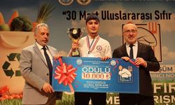 BEUN Aşçılık Programı Öğrencisi Eren Çakmak, Türkiye Şampiyonu Oldu