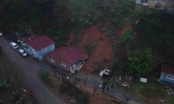 Beykoz'da Toprak Kayması: Tek Katlı Ev ve Araç Zarar Gördü