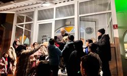 Bigadiç'te Camiye Gelen Çocukların Futbol Sevinci