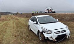 Bilecik'te Islak Yolda Kaza: İki Kişi Yaralandı